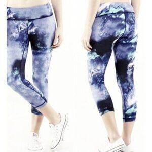 LULULEMON Wunder Under Crop Denim Luon Milky Way Bali Breeze Size 6